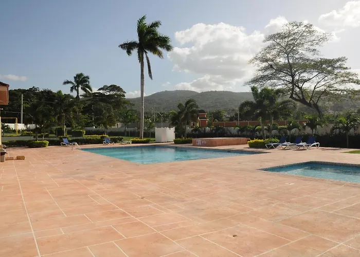 Ochi Rios Drax Hall 3 Bed Sleeps 7 Exquisitely Fully Furnished * Ocho Rios