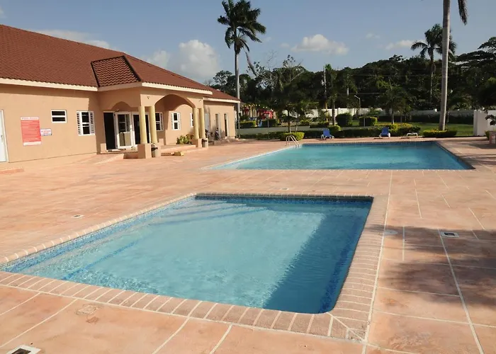 Ochi Rios Drax Hall 3 Bed Sleeps 7 Exquisitely Fully Furnished Villa