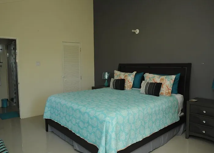 Ochi Rios Drax Hall 3 Bed Sleeps 7 Exquisitely Fully Furnished * Ocho Rios