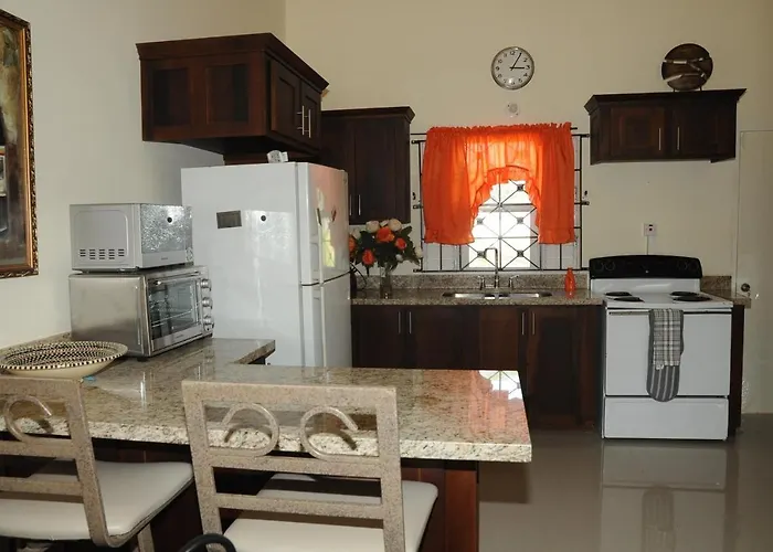 Ochi Rios Drax Hall 3 Bed Sleeps 7 Exquisitely Fully Furnished * Ocho Rios